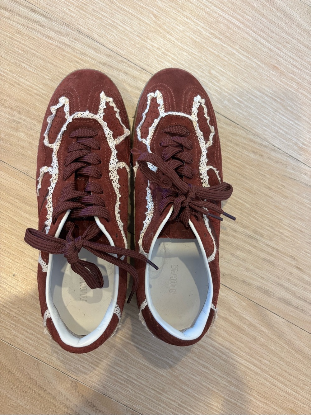 Alohas Burgundy Lace-Trim Suede Sneakers